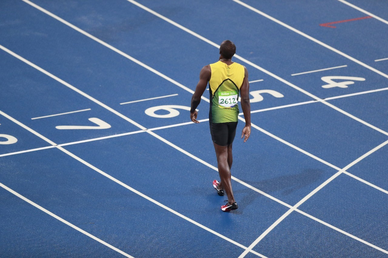 KAIYUN-莱万多夫斯基迎来十二赛季出色发挥，瑞士队观众热烈欢呼！