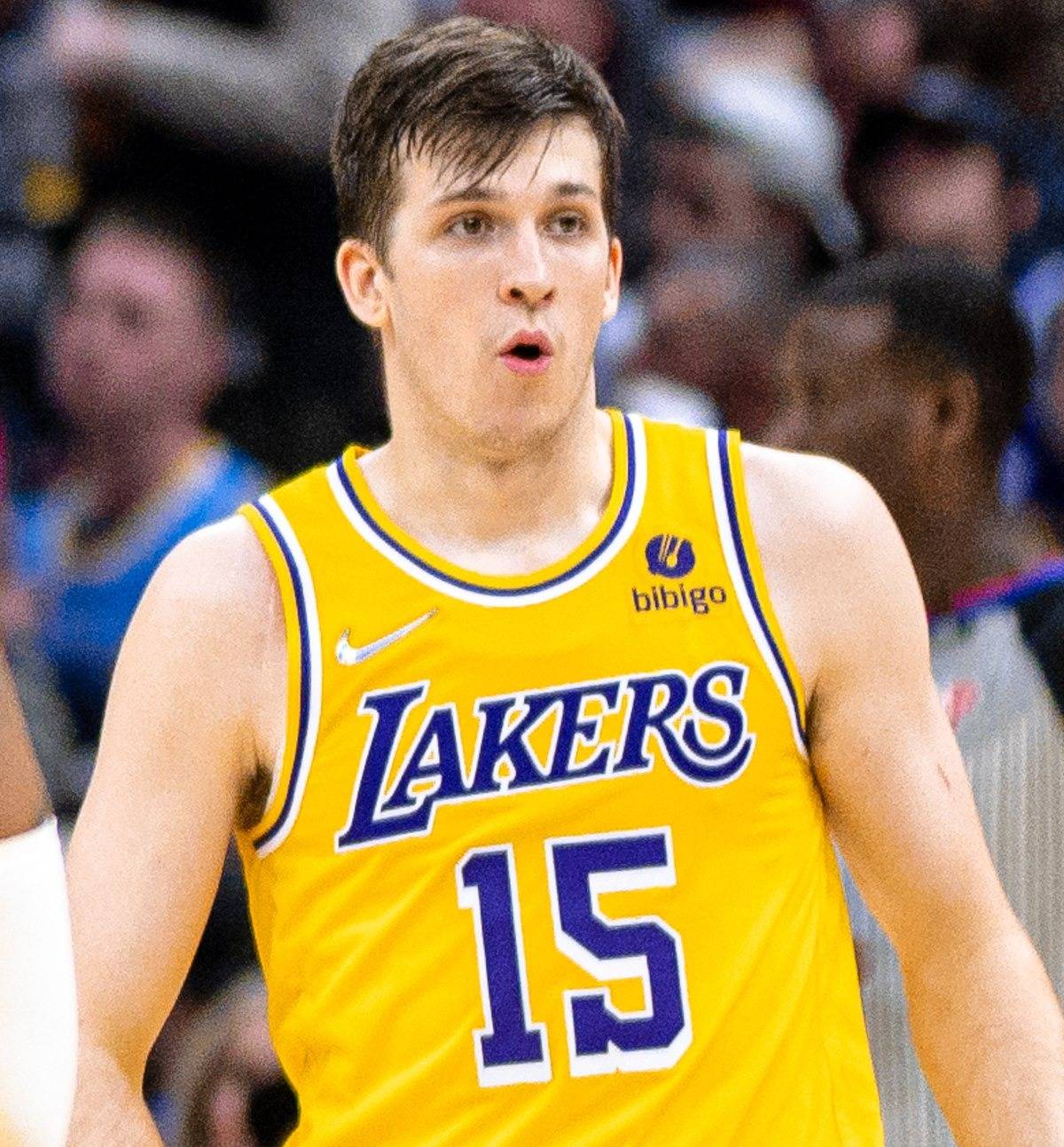 开云-西亚卡姆新星战术调整表现惊艳，西班牙队未来可期！的简单介绍